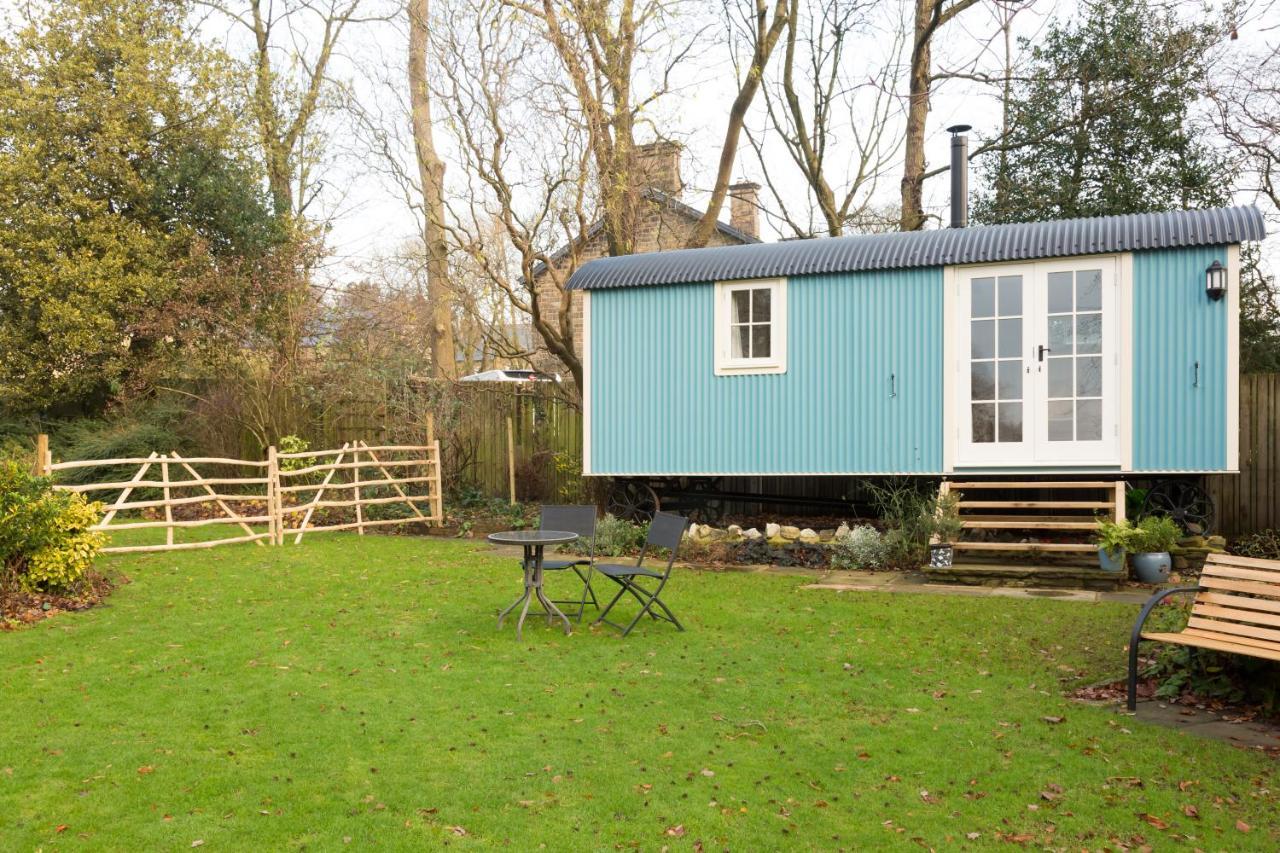 The Bailey Shepherd'S Hut And Holiday Cottage Skipton Exterior foto